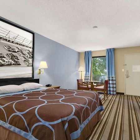 Super 8 By Wyndham Oxford Motel Buitenkant foto